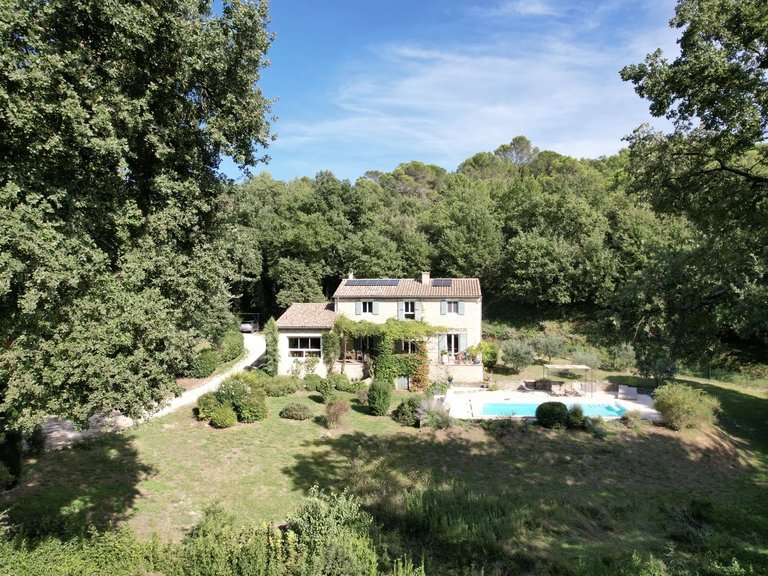 Villa for Sale in Uzes, Uzes Area 2
