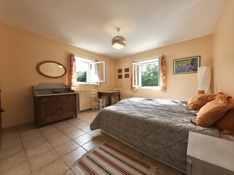 Villa for Sale in Uzes, Uzes Area 16