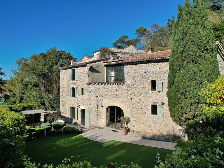 Villa for Sale in Uzes, Uzes Area 1