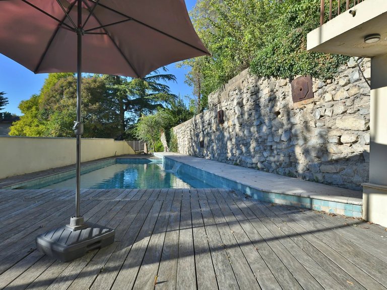 Villa for Sale in Uzes, Uzes Area 3