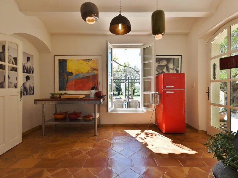 Villa for Sale in Uzes, Uzes Area 12