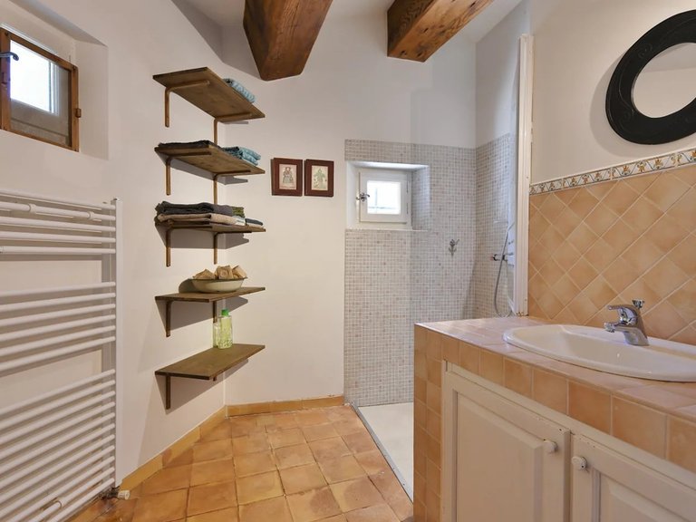 Villa for Sale in Uzes, Uzes Area 14