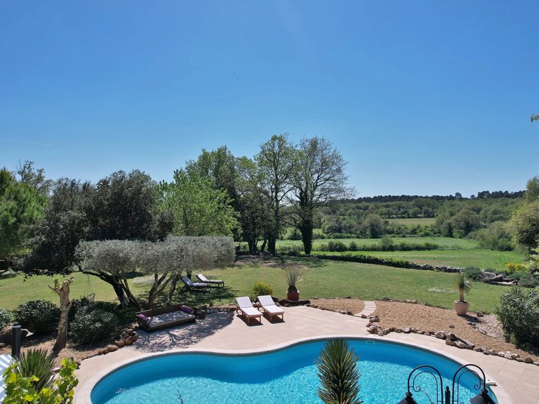 Villa for Sale in Uzes, Uzes Area 17