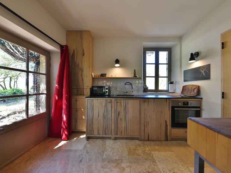 Villa for Sale in Uzes, Uzes Area 20