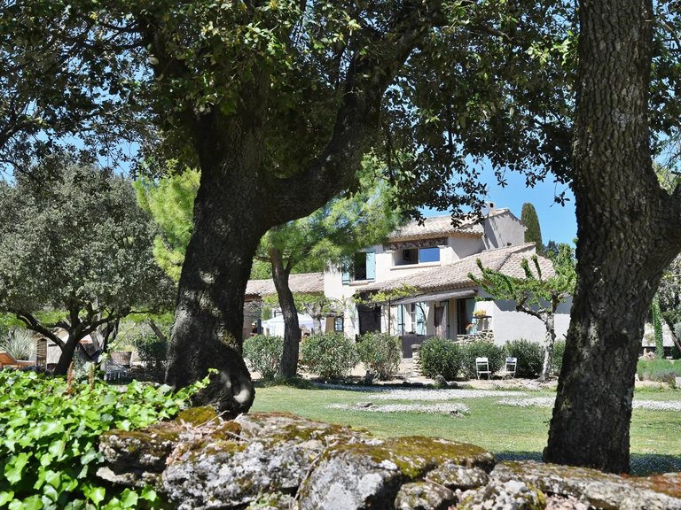 Villa for Sale in Uzes, Uzes Area 7