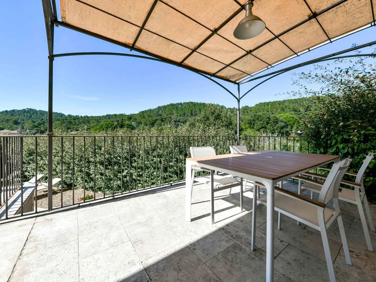 Villa for Sale in Uzes, Uzes Area 13