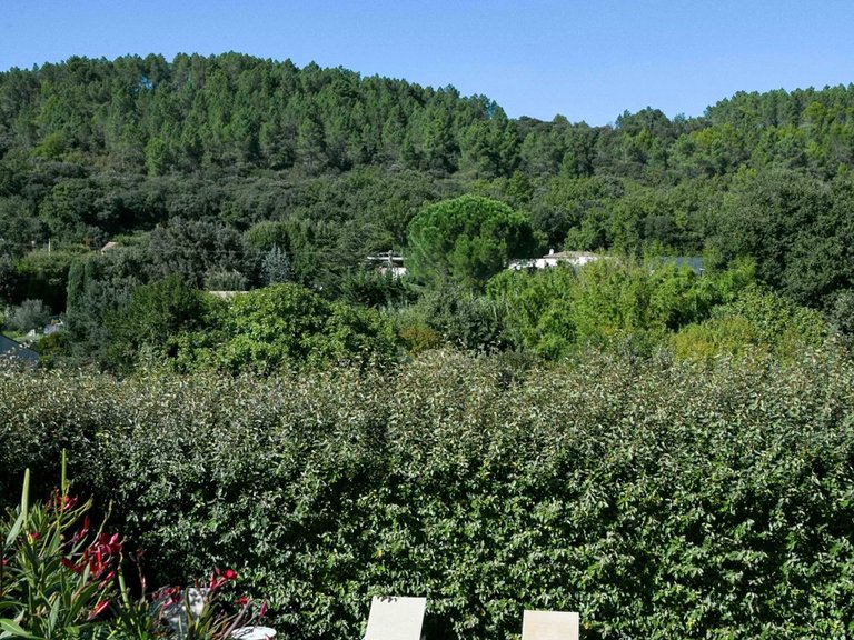 Villa for Sale in Uzes, Uzes Area 15