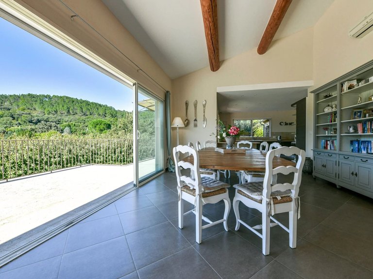 Villa for Sale in Uzes, Uzes Area 6
