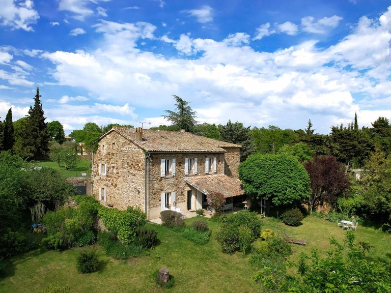 Villa for Sale in Uzes, Uzes Area 1