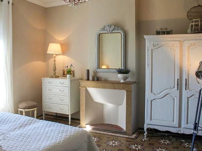 Villa for Sale in Uzes, Uzes Area 12