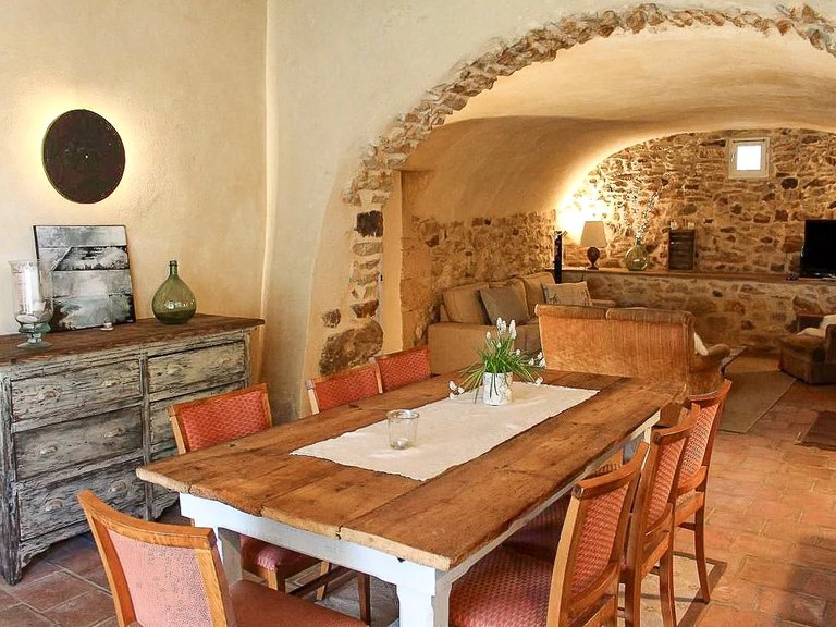 Villa for Sale in Uzes, Uzes Area 4