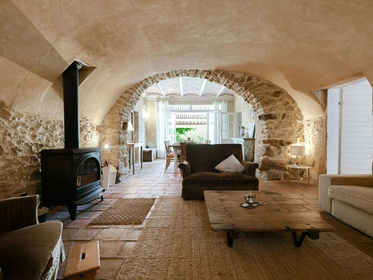 Villa for Sale in Uzes, Uzes Area 6