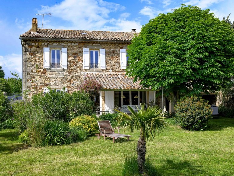 Villa for Sale in Uzes, Uzes Area 9