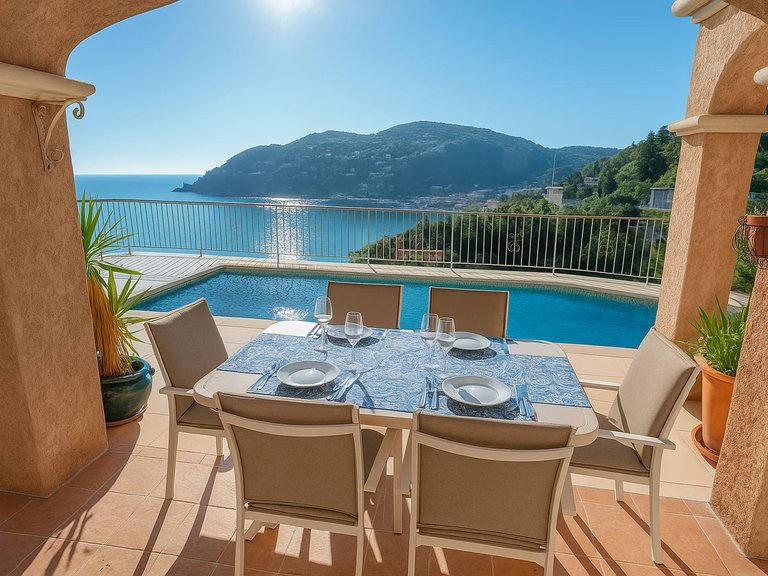 Villa for Sale in Theoule Sur Mer, Cannes Area 4