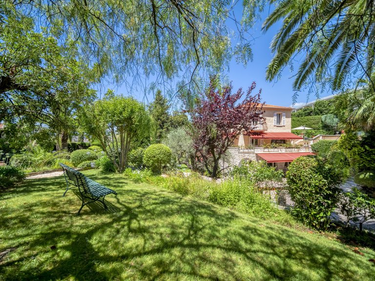 Villa for Sale in Le Cannet, Cannes Area 2