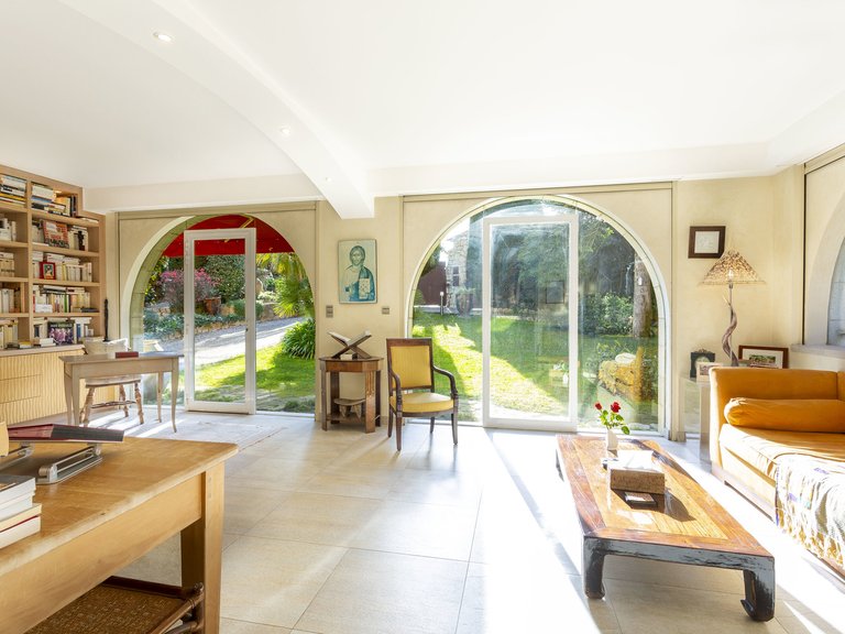 Villa for Sale in Le Cannet, Cannes Area 13
