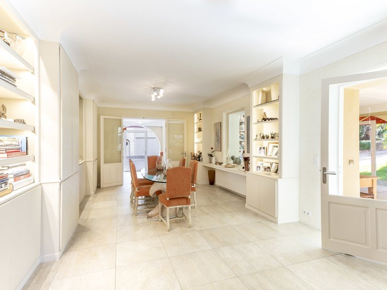 Villa for Sale in Le Cannet, Cannes Area 14
