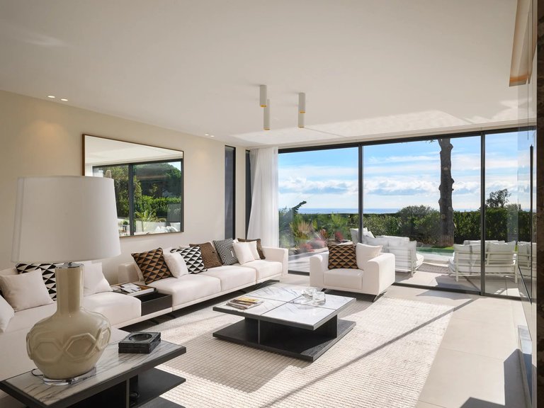Villa for Sale in Cannes, Cannes Area 12