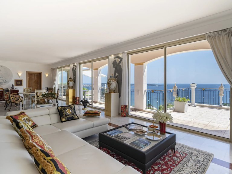 Villa for Sale in Cannes, Cannes Area 7