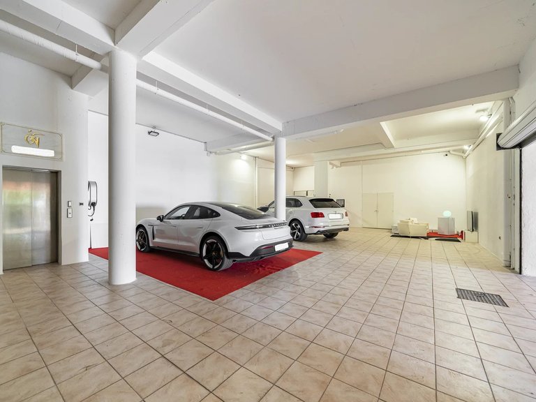 Villa for Sale in Cannes, Cannes Area 10