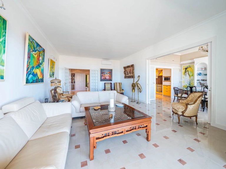 Apartment for Sale in Cannes, Cannes Area 7