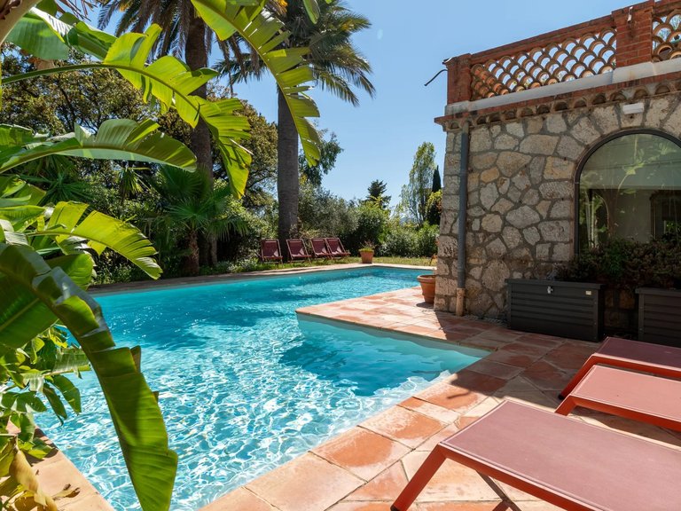 Villa for Sale in Cannes, Cannes Area 4