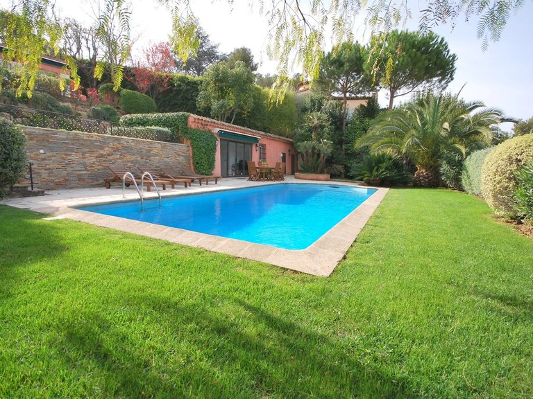Villa for Sale in Cannes, Cannes Area 5
