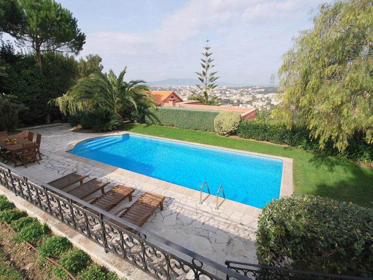 Villa for Sale in Cannes, Cannes Area 6