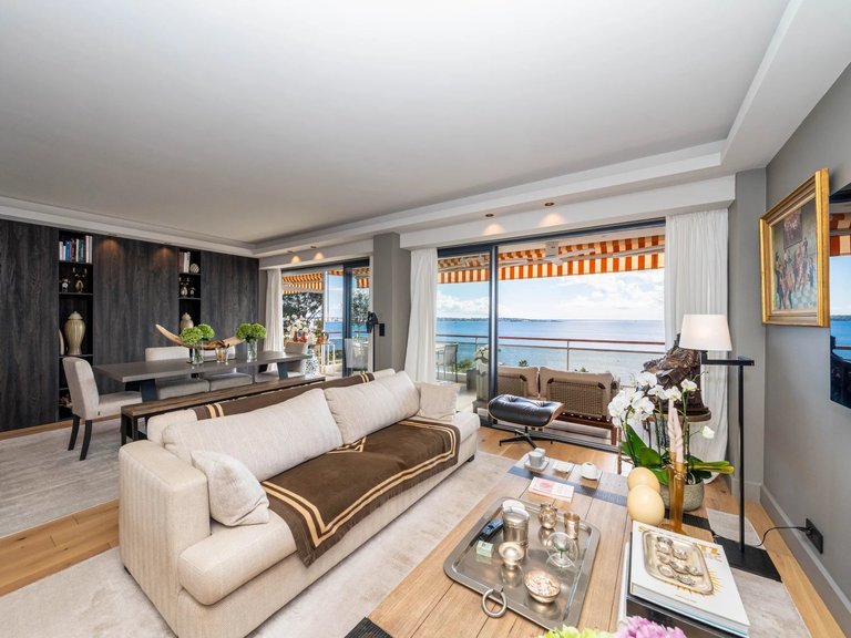 Apartment for Sale in Le Golfe Juan, Antibes Area 4