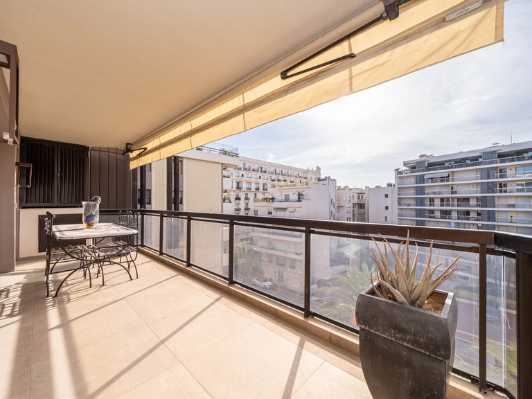 Apartment for Sale in Cannes, Cannes Area 3