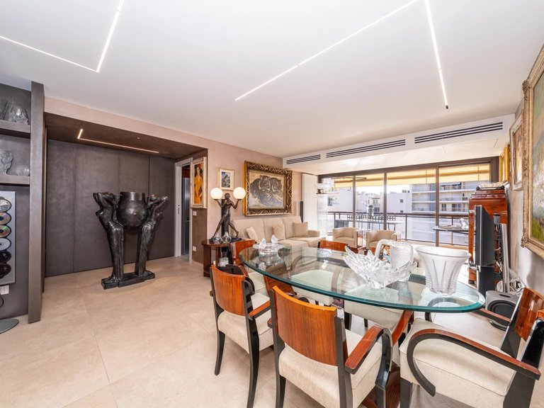 Apartment for Sale in Cannes, Cannes Area 5