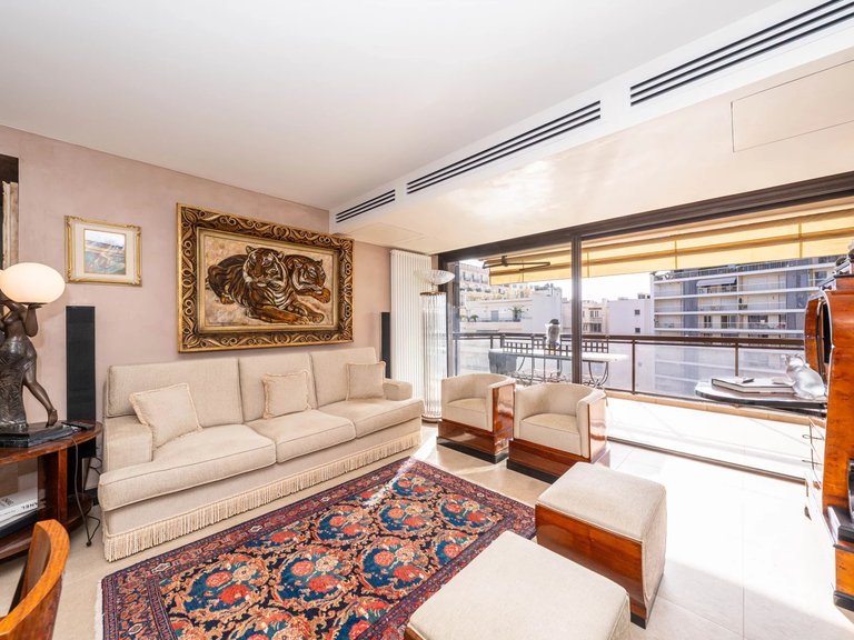 Apartment for Sale in Cannes, Cannes Area 7