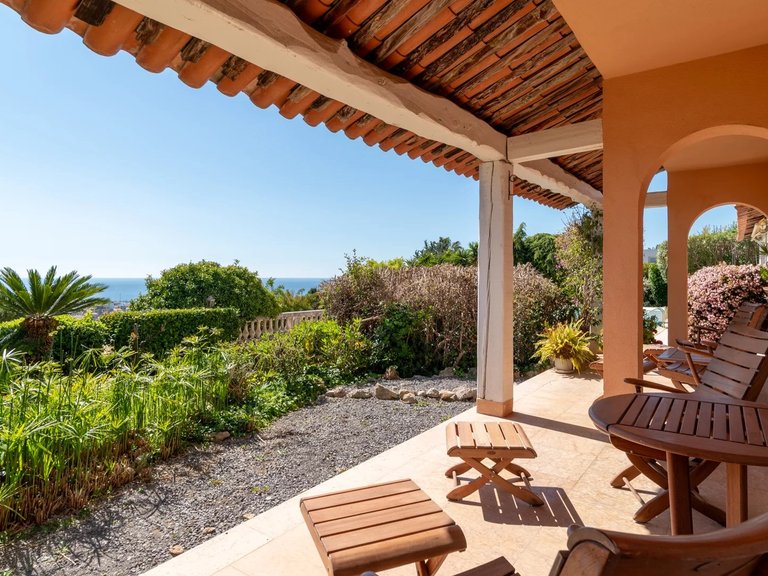 Villa for Sale in Le Golfe Juan, Antibes Area 5