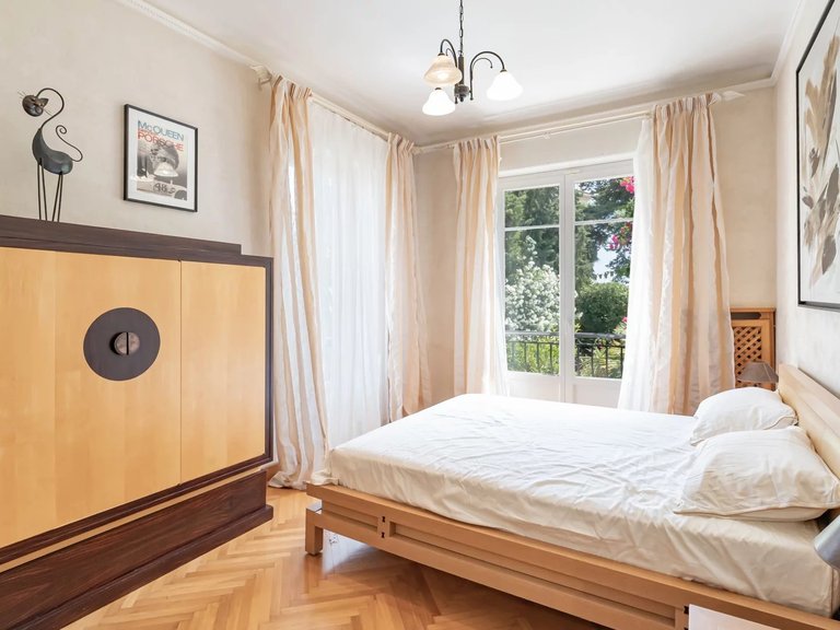 Villa for Sale in Cannes, Cannes Area 11