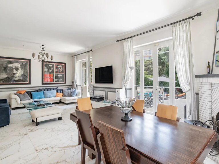 Villa for Sale in Cannes, Cannes Area 9