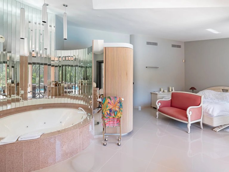 Villa for Sale in Mougins, Mougins, Valbonne, Grasse Area 14