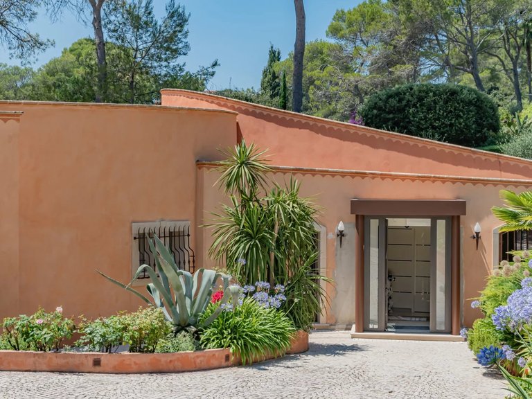 Villa for Sale in Mougins, Mougins, Valbonne, Grasse Area 4