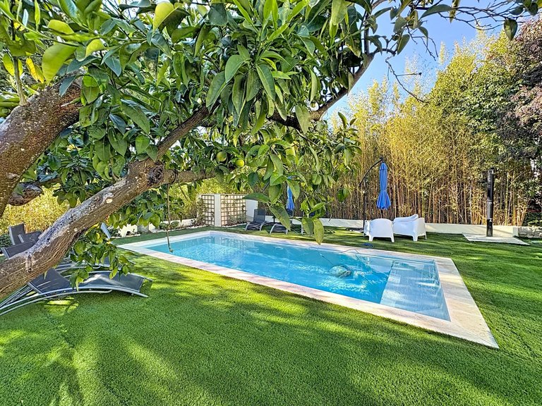 Villa for Sale in Cannes, Cannes Area 17