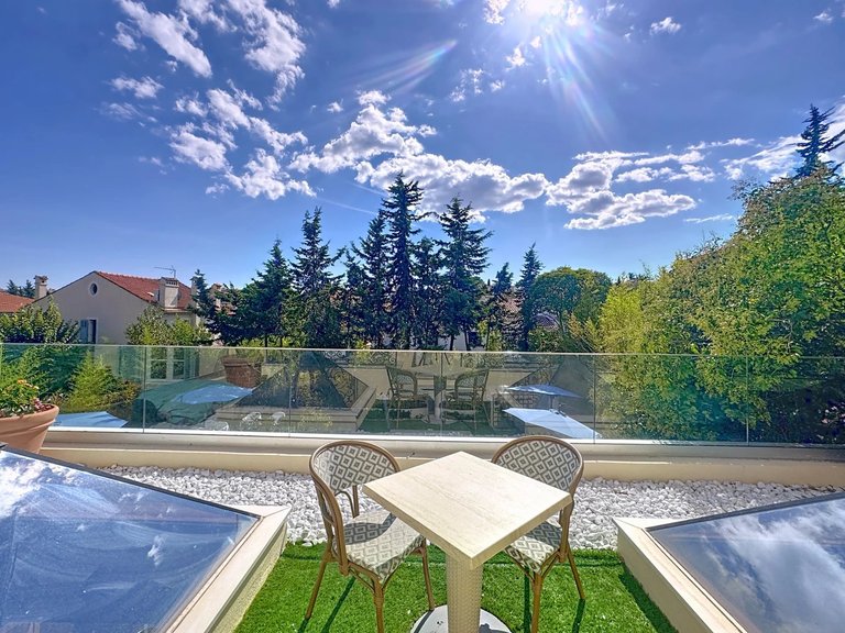 Villa for Sale in Cannes, Cannes Area 10