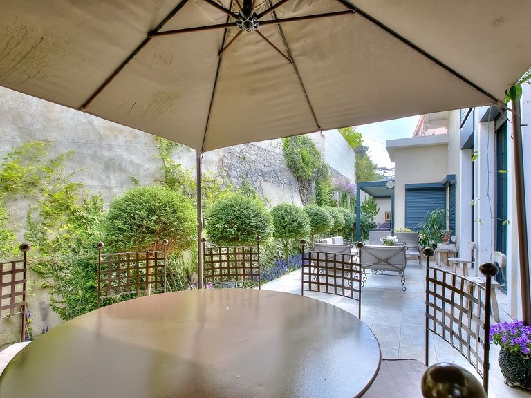 Villa for Sale in Cannes, Cannes Area 15
