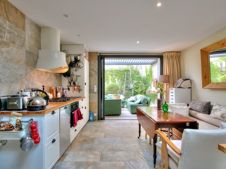 Villa for Sale in Cannes, Cannes Area 17