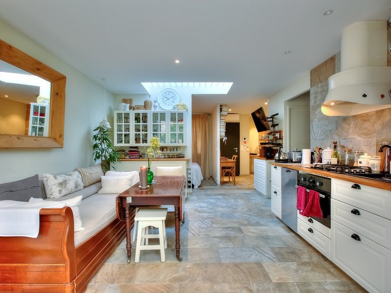 Villa for Sale in Cannes, Cannes Area 19
