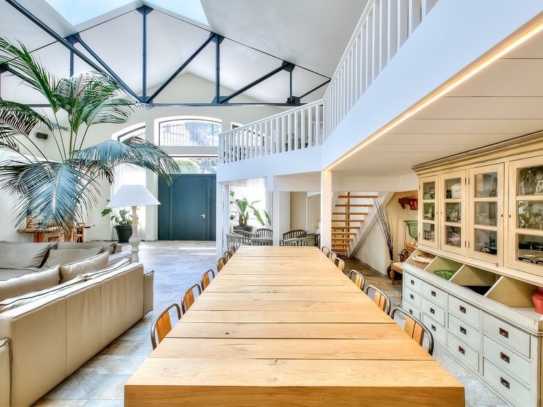 Villa for Sale in Cannes, Cannes Area 6