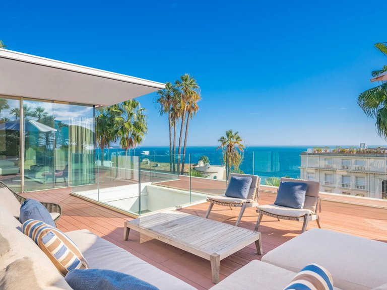 Villa for Sale in Cannes, Cannes Area 11