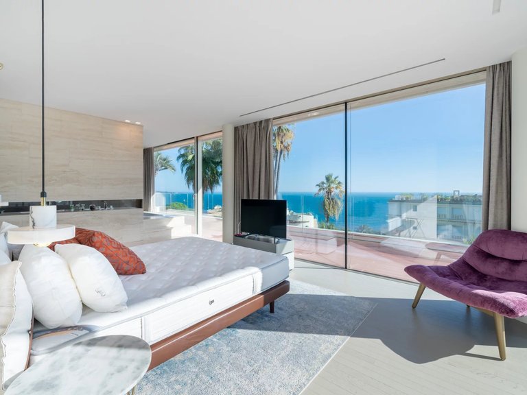 Villa for Sale in Cannes, Cannes Area 5