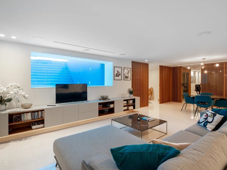 Villa for Sale in Cannes, Cannes Area 7