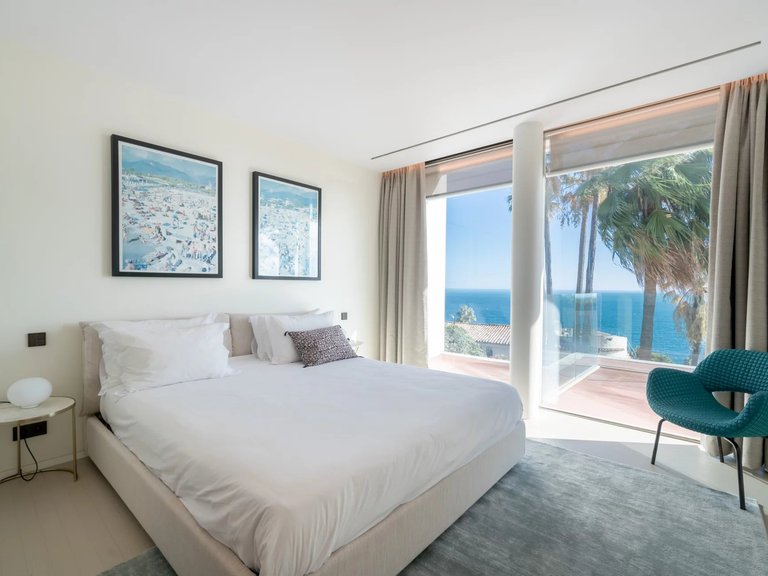 Villa for Sale in Cannes, Cannes Area 9