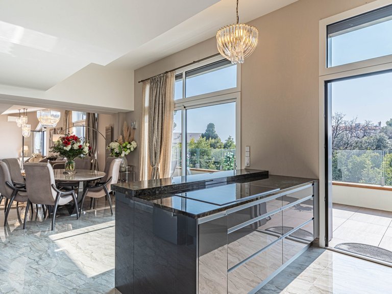 Apartment for Sale in Cannes, Cannes Area 7
