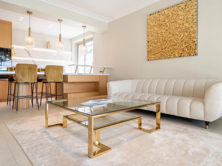 Apartment for Sale in Cannes, Cannes Area 7