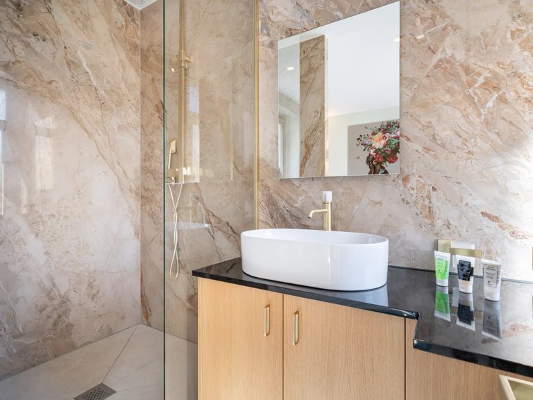 Apartment for Sale in Cannes, Cannes Area 10